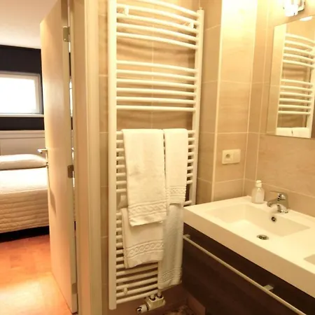 ホテル Le Joli Bois 3*