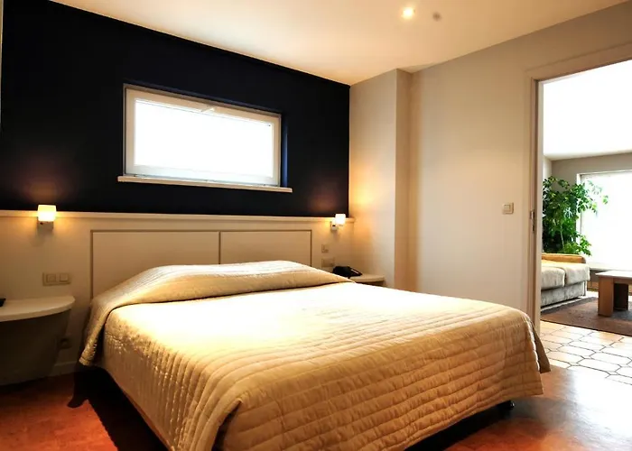 Le Joli Bois Hotell Waterloo